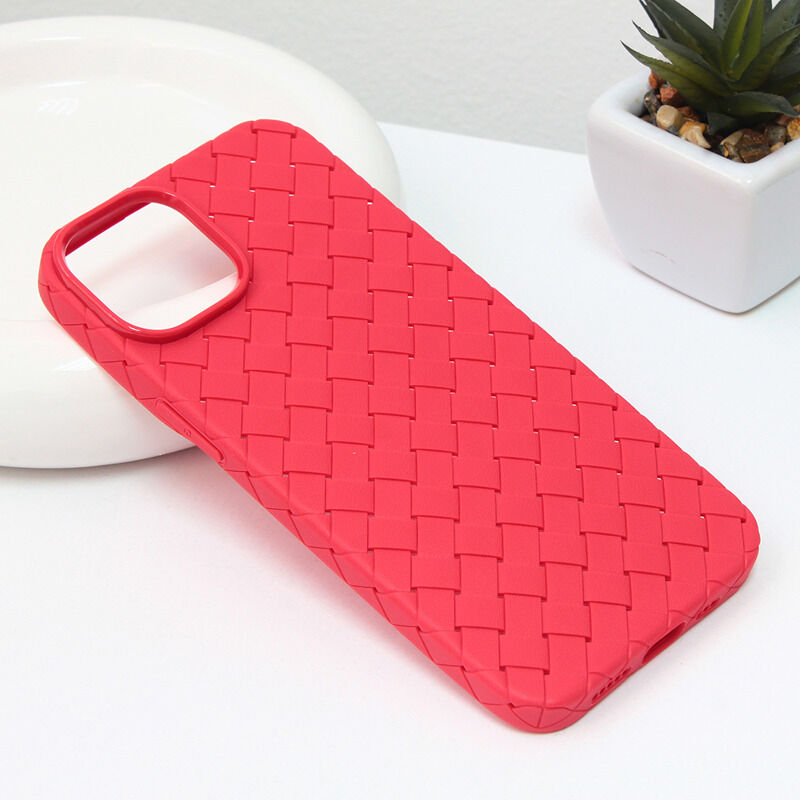 4819ff95364d36864a86acb55ad38ec7 Maskica Weave case za iPhone 14 6.1 crvena