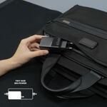 a97d9c4a070fe8a134963c9692c31867 Kucni punjac Fantech CWG301 2xPD + QC 65W crni