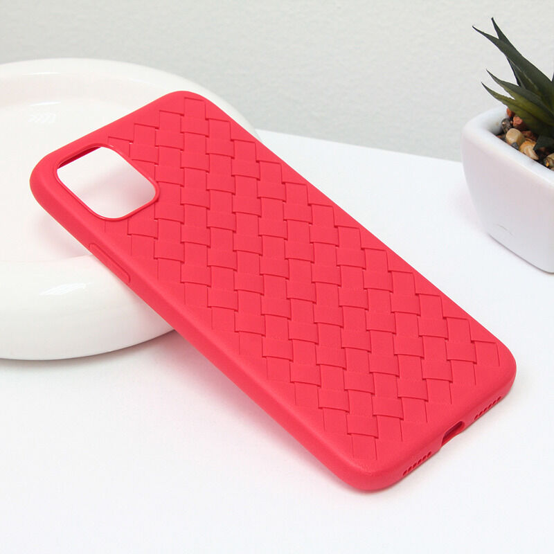 e55cf6b69a523e60463317239fe2bde1 Maskica Weave case za iPhone 11 6.1 crvena