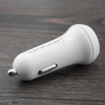 c89c05f544ffd88d5cdb310e711bef16 Auto punjac KONFULON C20 5V 3.1A Dual USB