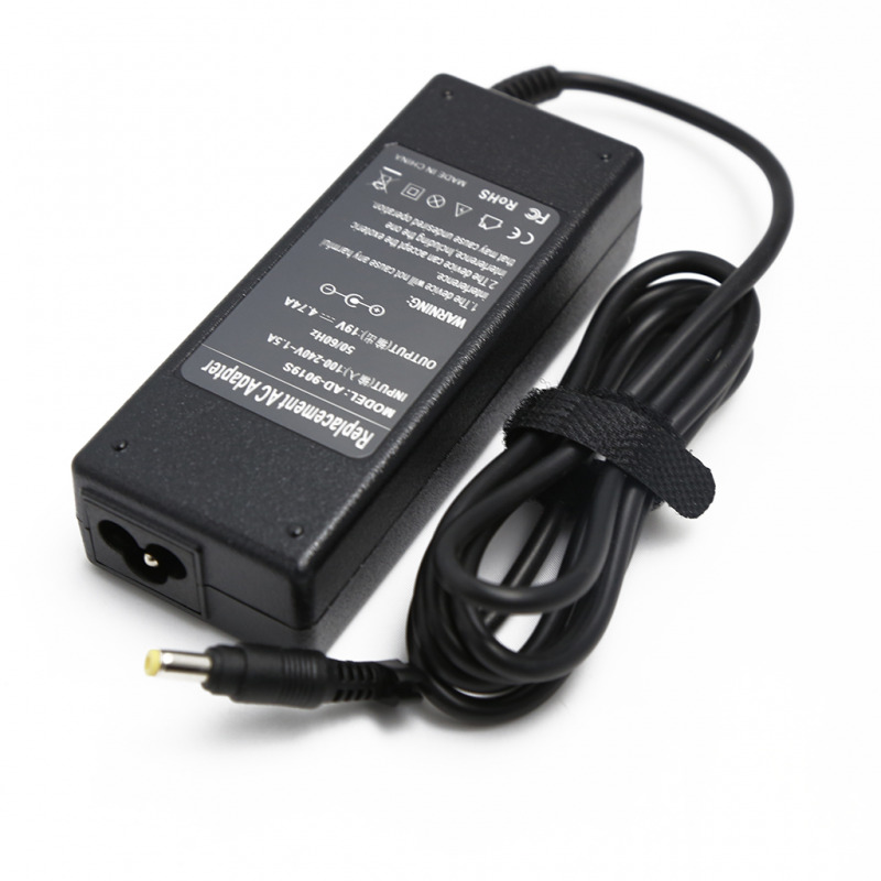 7424fe85b1df88e5ee0d8d2b7fd8d52f Punjac za laptop HP Compaq 19V 4.74A (4.8*1.7) HQ