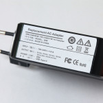 75ea34638c5a24856ca23260d075e975 Punjac za laptop univerzalni Type-C 65W QC