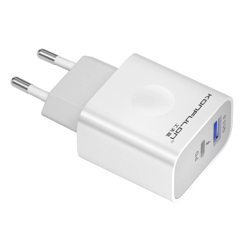 f712470c8b1ee2636c323feeb36b8e27 Auto punjac C1 4u1 PD 3A, USB 2.4A 120W (total) sa Type C/lightning kablom tamno sivi