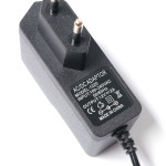 563b335fa6bb29a54b02eee0587299ed Adapter AC/DC 12V 2A