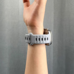 79d05983ed54715c8a928d2cf7339960 Narukvica za Apple watch 45/49mm siva