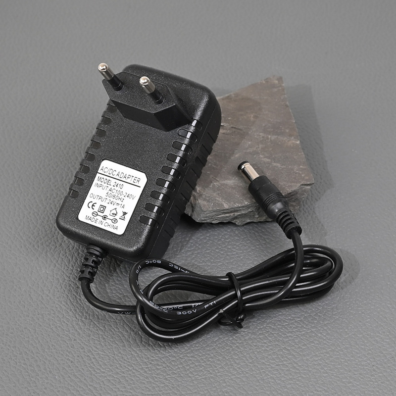 7b96941bd250fb78f6c2b7264a586e7b Adapter Manhattan 151634 DisplayPort/M - HDMI/F 1080p Crni
