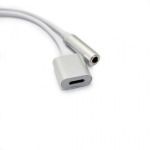 9d36274526c67f1f4319ca101b99ee32 Iphone lightning adapter za slusalice i punjenje srebrni