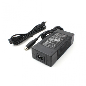 c61dab95ce8212aeb3dd4f5ae7f205e8 Kabl-display HUB Sandberg All-In-One USB C/DP/m DP/HDMI - HDMI 2m 509-21