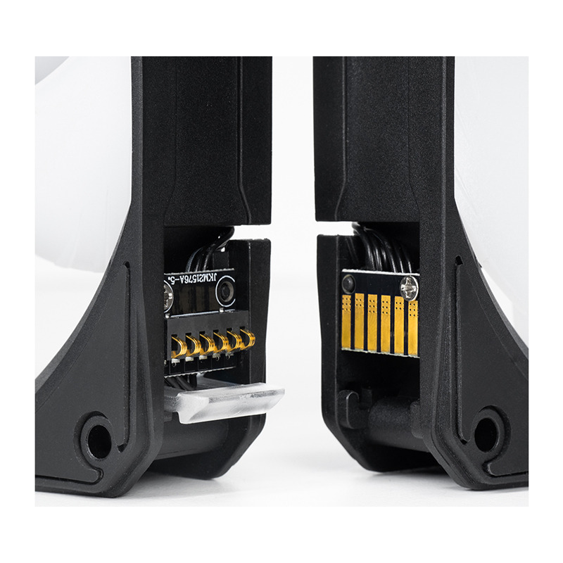 1cd6a6a8c3a14f0f0bf804617086f61b COUGAR FORZA50 ARGB Air